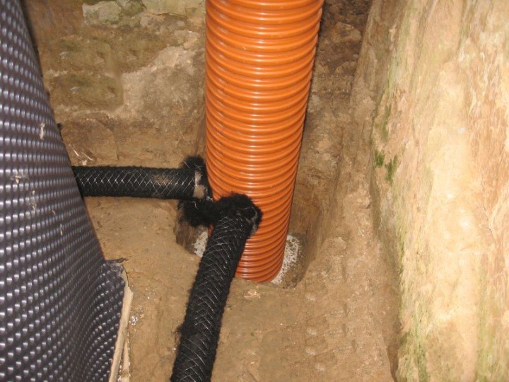 Drenážna šachta eko-artis 400/455 mm, výška 150 cm, poklop, 2 tesnenia a geotextília