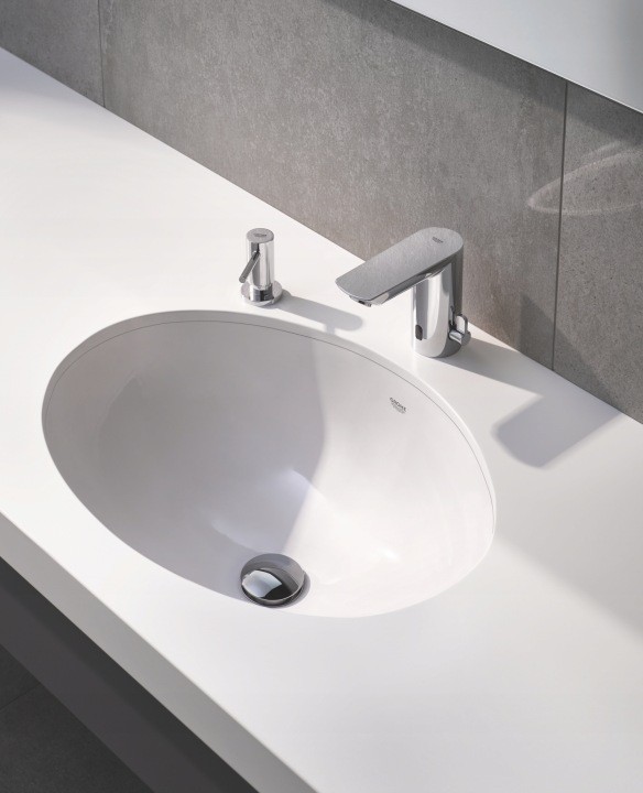Chrómová umývadlová výpusť GROHE 65807000 klik-klak s prepadom