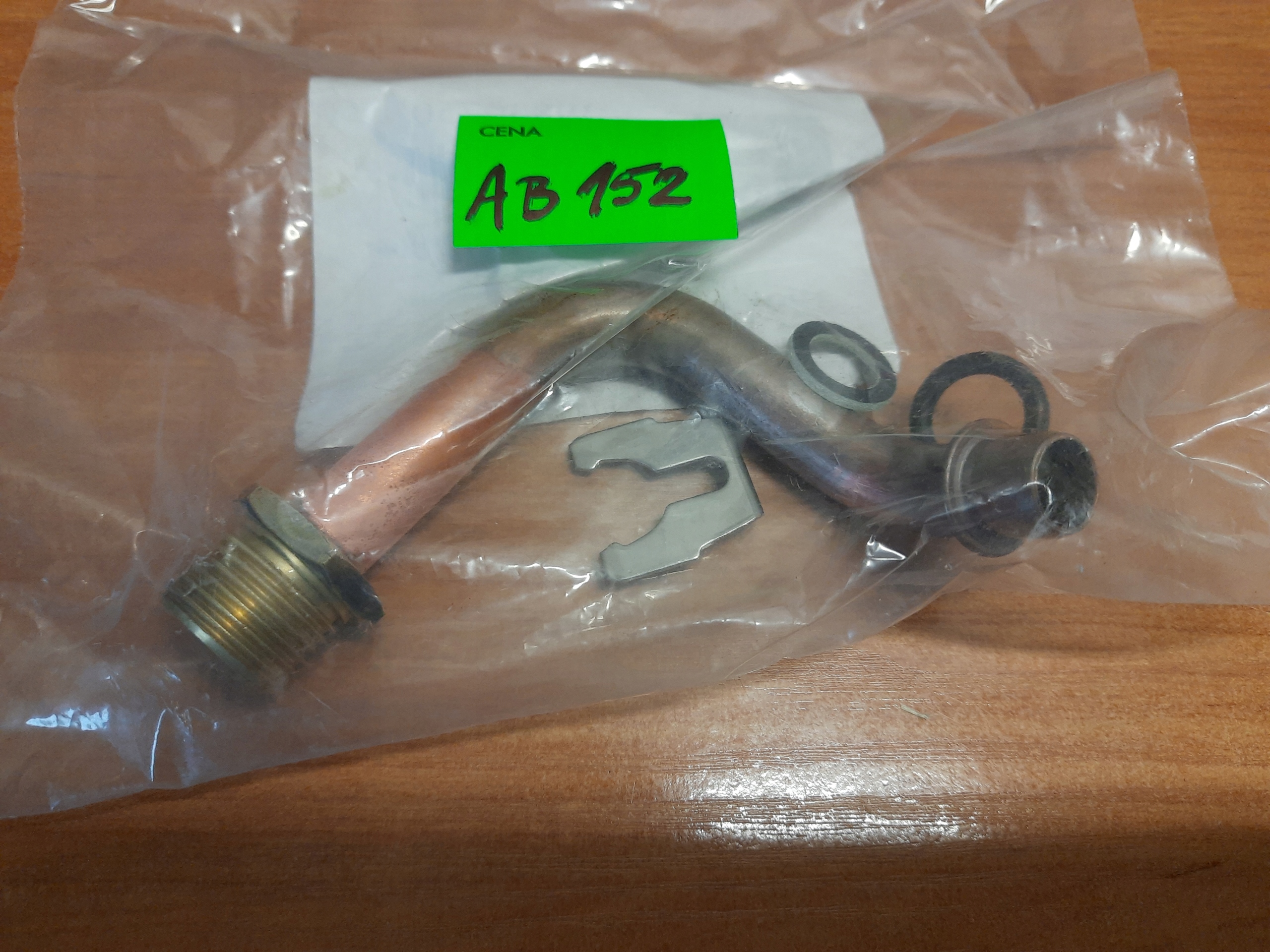 Potrubie AB152 pre ventil Ferroli 3291427 MegaDens