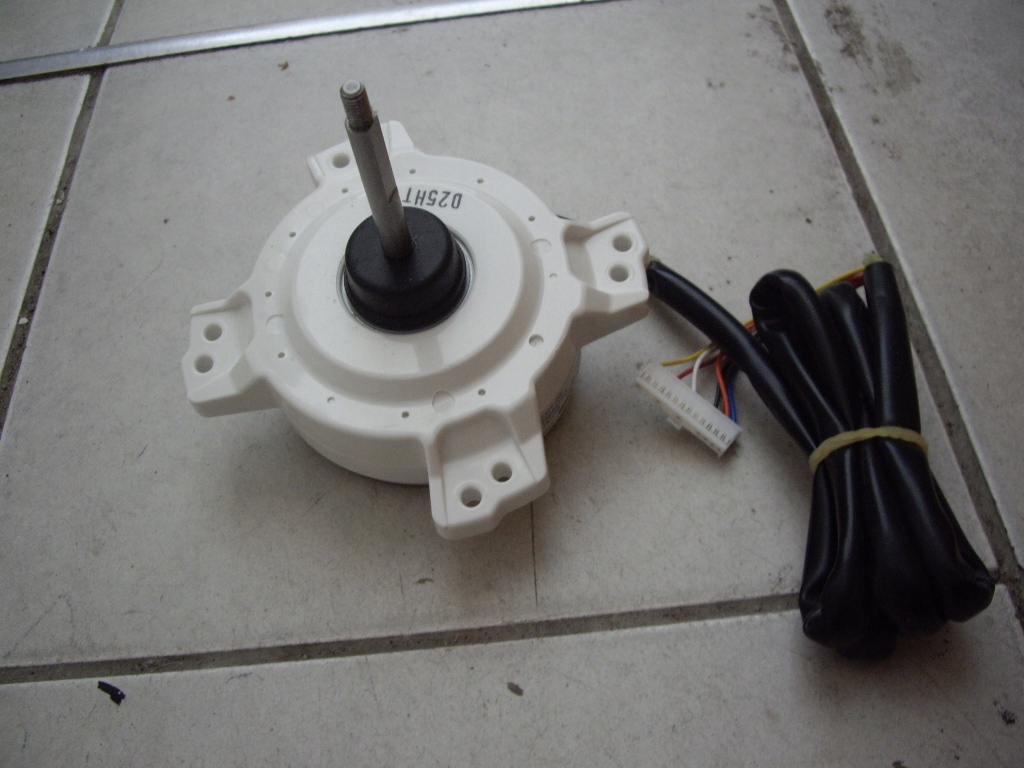 Motorový motor Daikin 5003723 280V 23W D23H-28