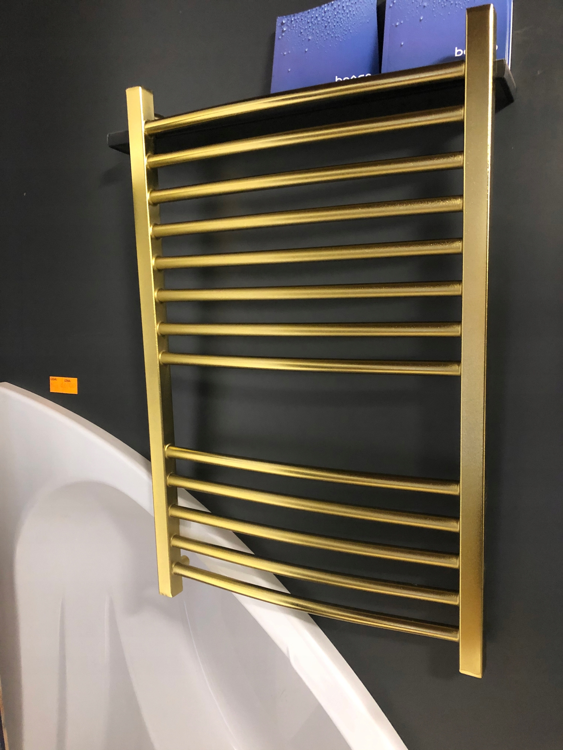 KÚPELŇOVÝ OHRIEVAČ 80 x 50 ZLATÁ ANNA 340 W SUPER
