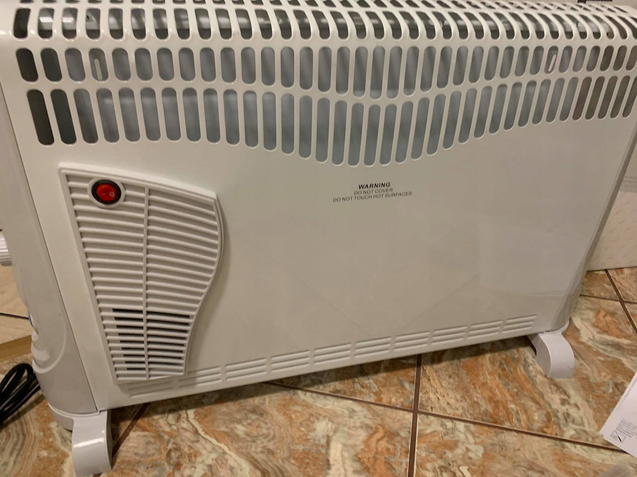 Konvektor CH-2500 s turboohrievačom a 2500 W časovačom