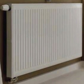 Trojplatňový radiátor Kermi V33 / 600/1200 so zavesením