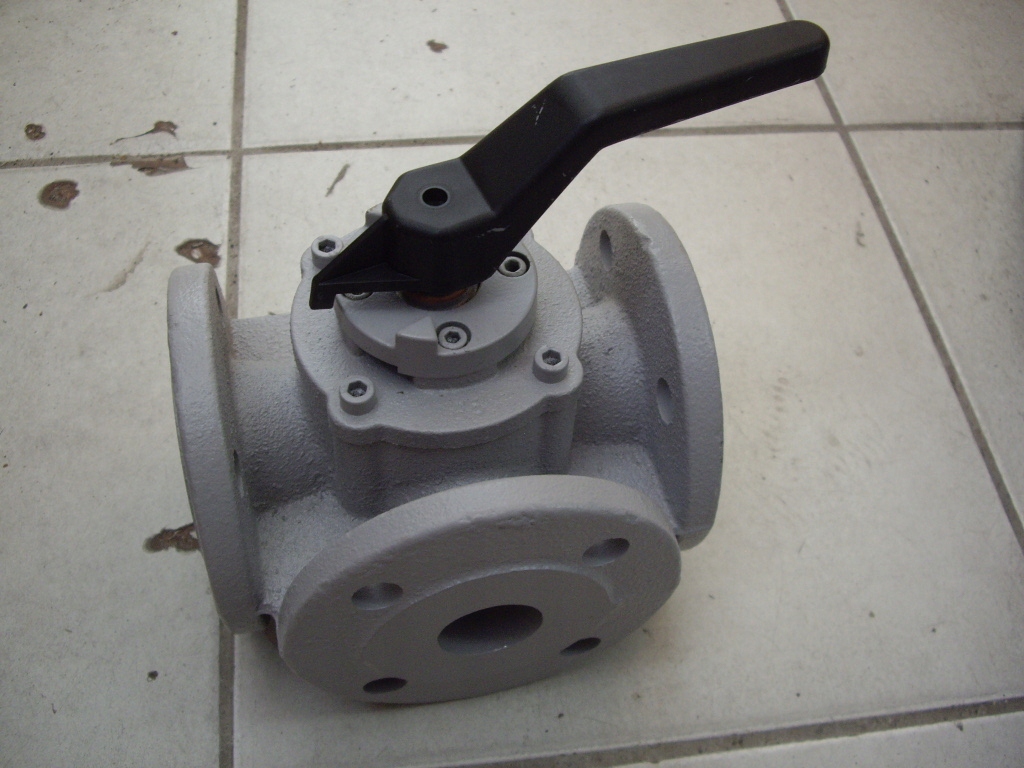 3-cestný zmiešavací ventil Honeywell DR DN 32