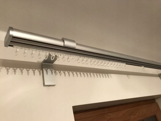 IKEA KVARTAL 3-koľajnicové garniže