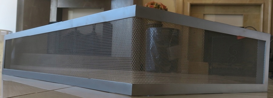 Mriežka 77x44 / 15 chróm matná, hladká strieborná sieťovina