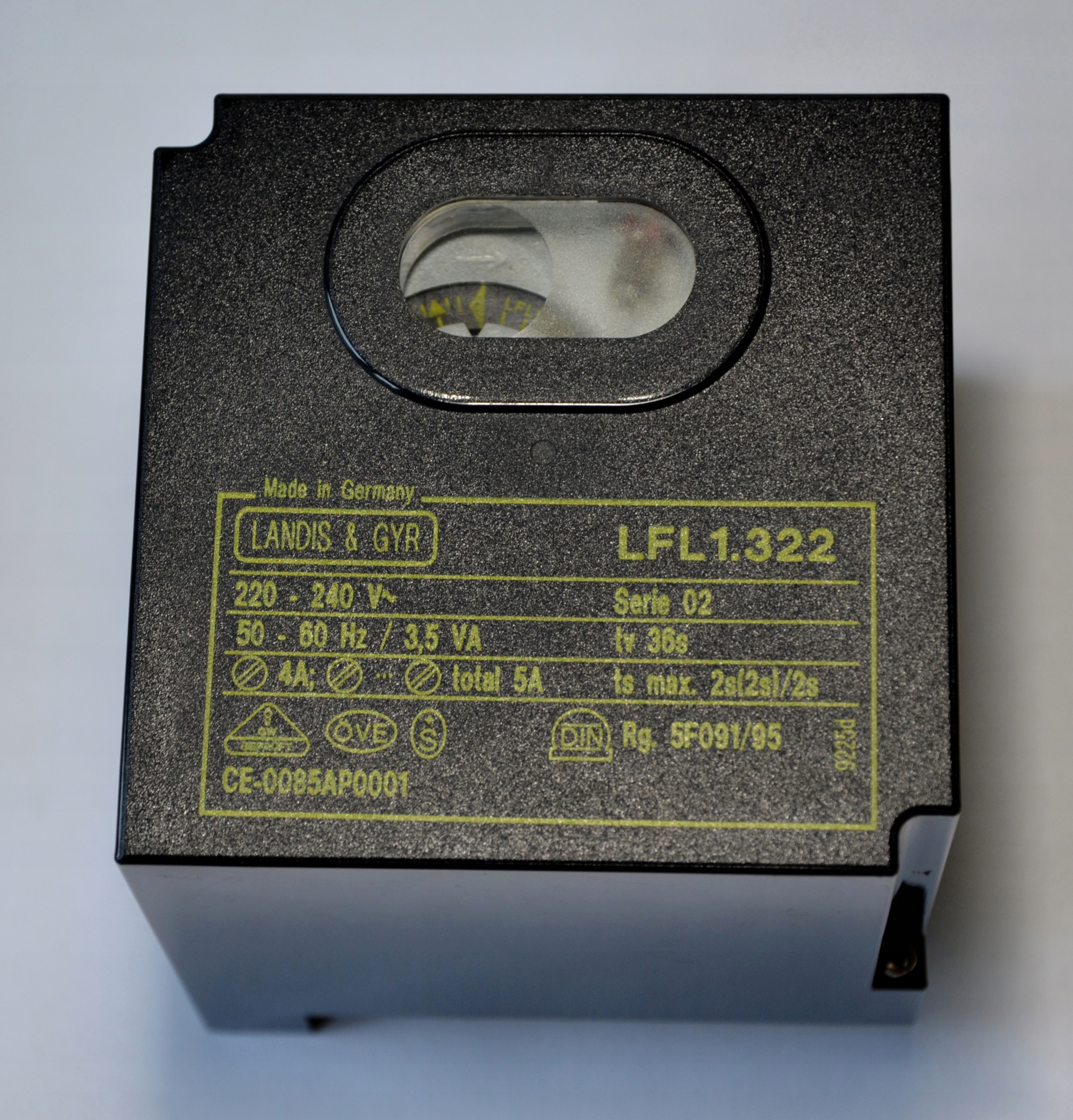 Nový radič Landis & Gyr-Siemens LFL1.322