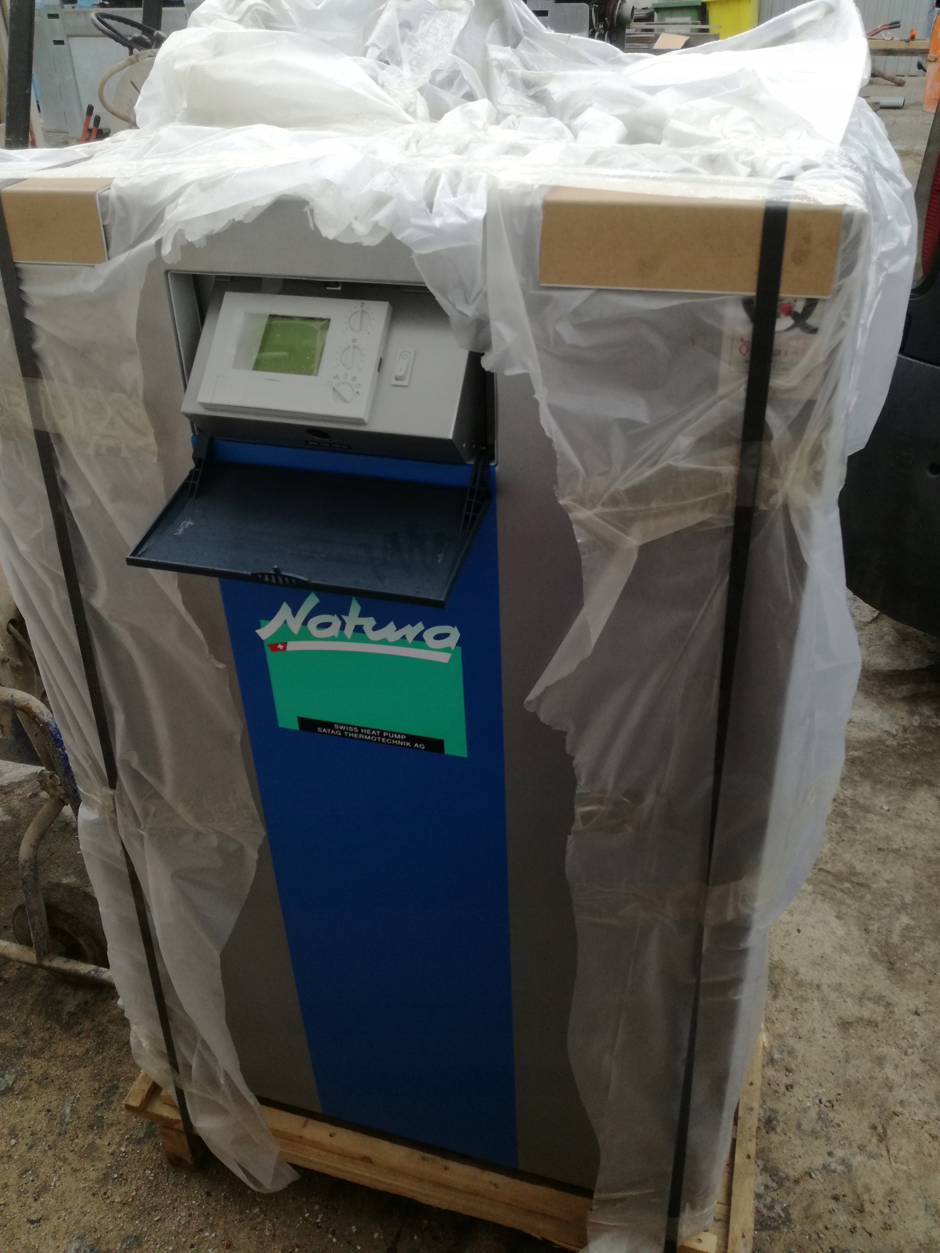 Tepelné čerpadlo Viessmann 28 Kw Vitocal 300 soľanka / voda