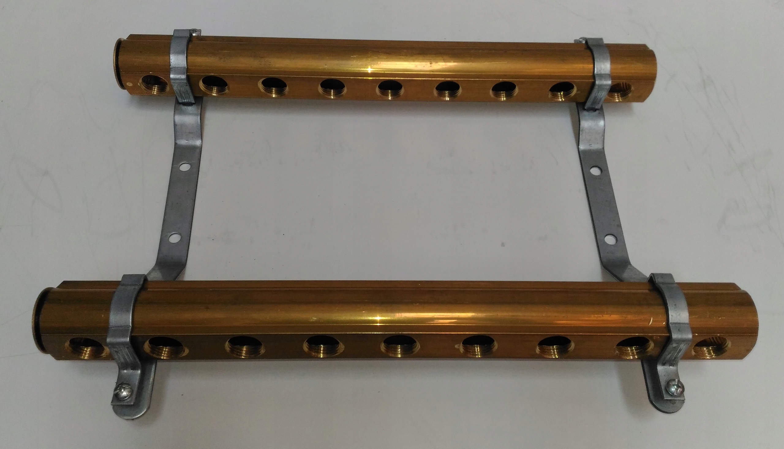 DISTRIBUTOR BRASS 9 sekcií ústredného kúrenia