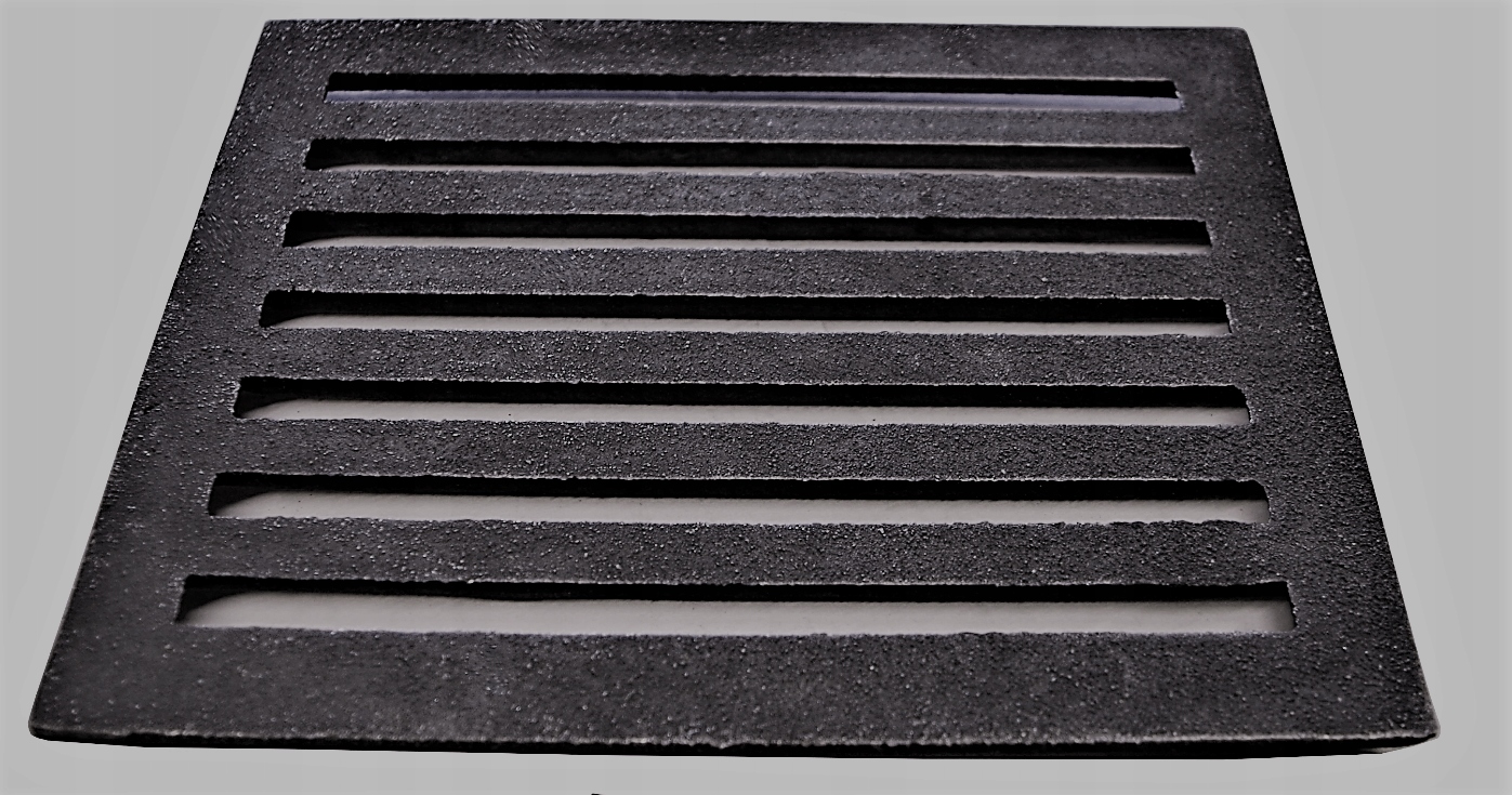 LIŠTOVÝ ŽELEZNÝ ROŠT pre koziu pec, 23 × 19 cm