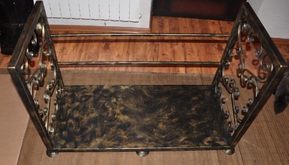 Stojan, kôš na drevo DREVENÝ STOJAN NA KRB