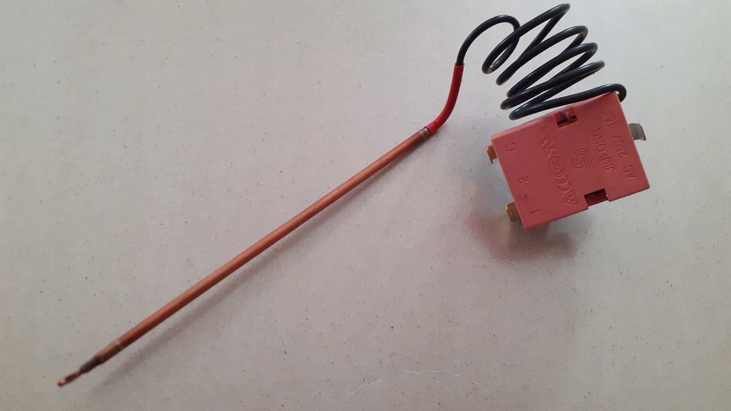 Termostat L17 ohrievača vody Lemet