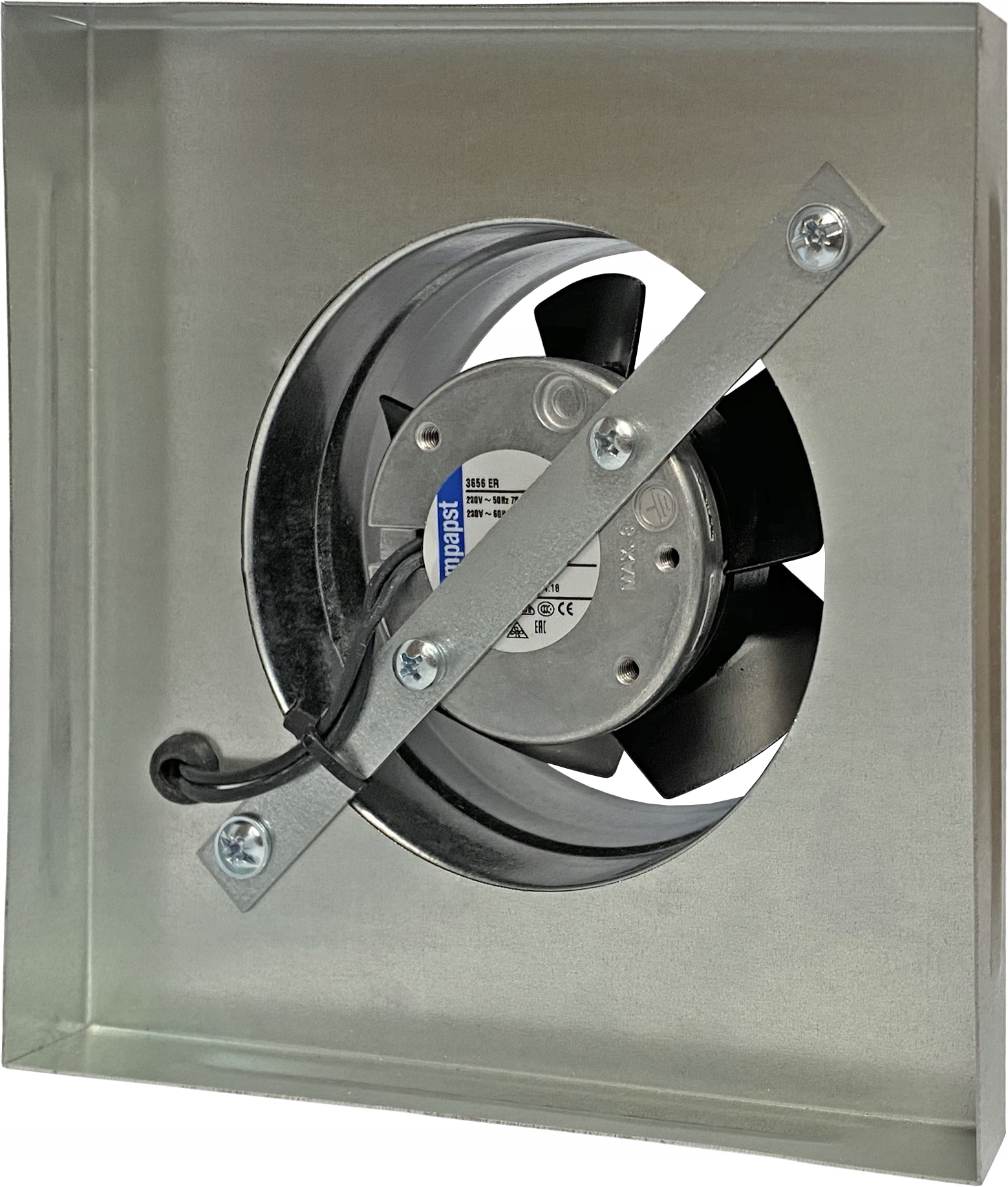 TURBÍNOVÝ VENTILÁTOR 100mm EBM 66m3 / h KRBOVÁ Mriežka