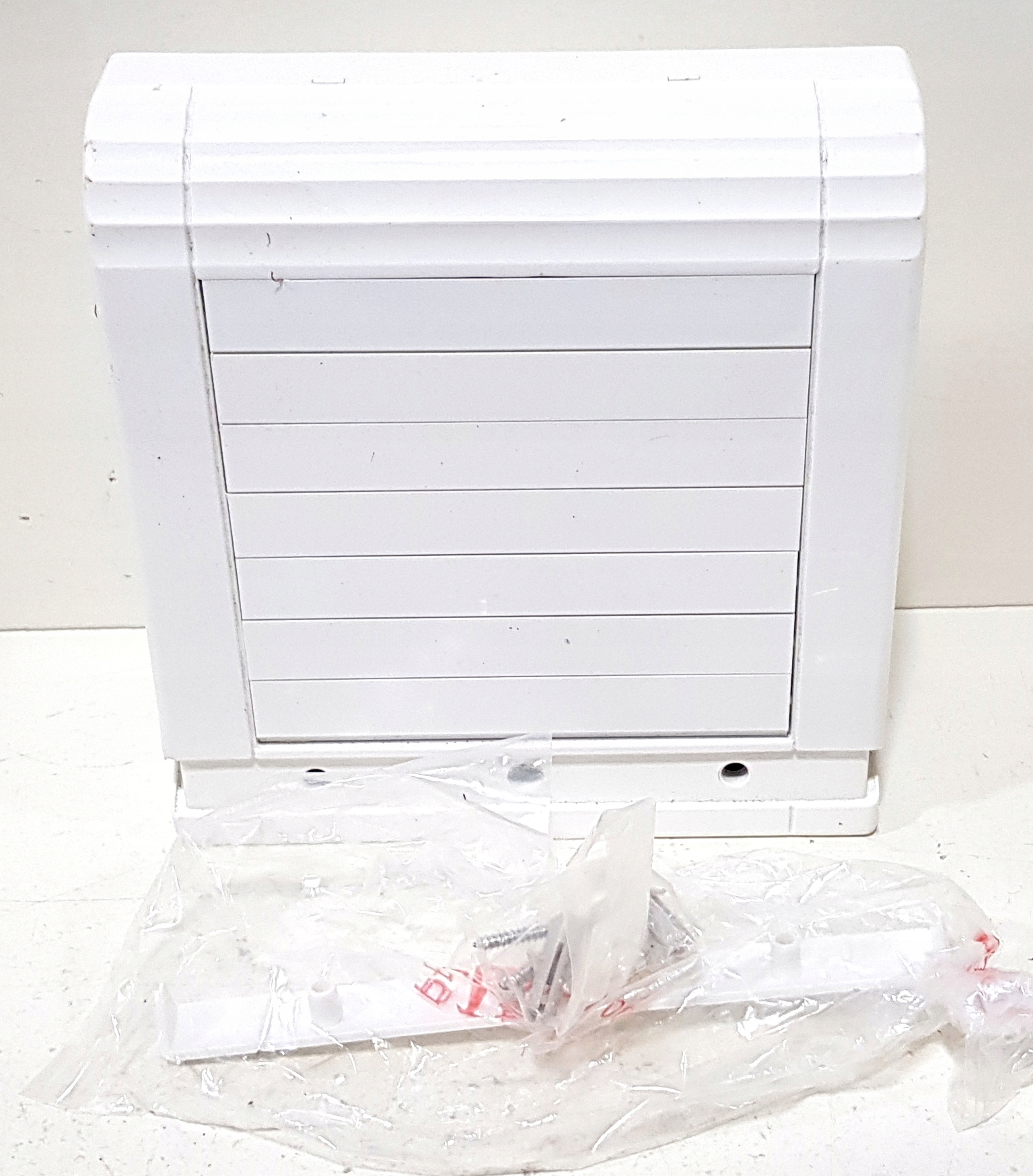 Ventilátor – Ventilátor AIRTECH HUMIDIFAN, samozatvárací