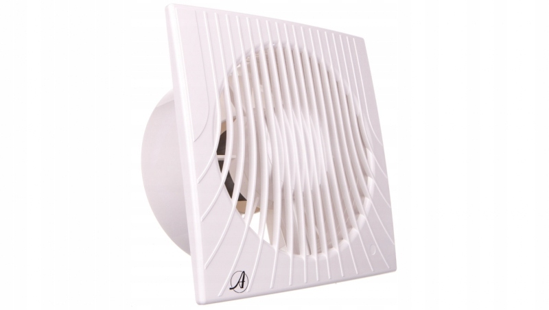 Ventilátor - Odsávací ventilátor fi 150 vypnutý. čas