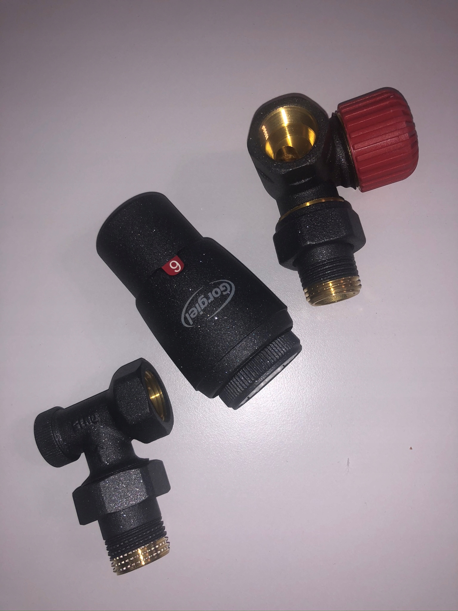 Sada uhlového ventilu / axiálneho termostatu ANTHRACITE